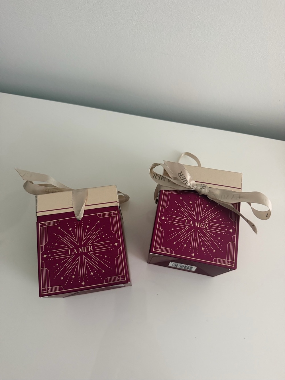 La Mer Gift Boxes in Burgundy